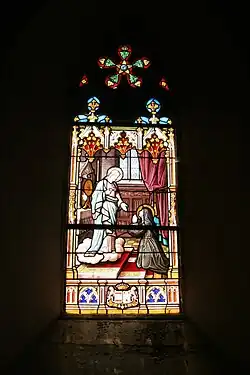 Vitrail situé dans la chapelle du Sacré-Cœur.