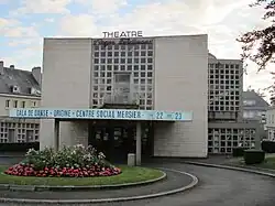 Description de cette image, également commentée ci-après