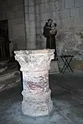 Bénitier du XIIIe&nbsp;siècle