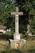 Croix avec sacré Cœur et crosse abbatiale.