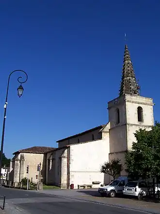L'église Saint-Michel (juin 2013)
