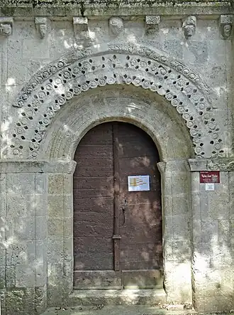 Image illustrative de l’article Église Saint-Robert de Saint-Robert (Lot-et-Garonne)