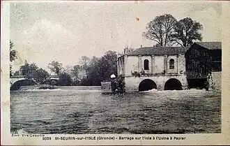 Barrage sur l'Isle à l'Usine à papier.
