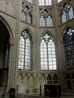 Abside, parties basses.