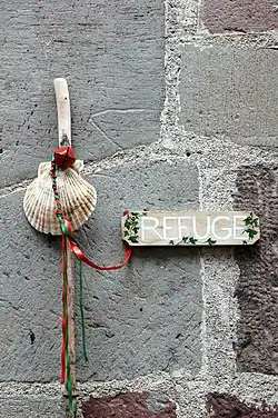 Saint-Jean-Pied-de-Port, accueil des pèlerins sur le chemin de Saint-Jacques de Compostelle.