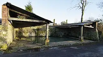 Lavoir au lieu-dit le Homme.