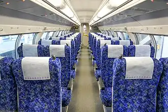 niveau supérieur de la voiture à 2 niveaux