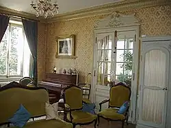 Salon de la Maison de Retraite.