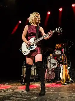 Description de l'image Samantha Fish 2019 Zurich Kaufleuten Concert.jpg.