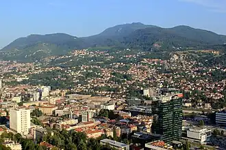 Vue du Trebević depuis Sarajevo.