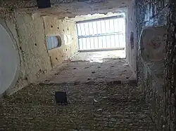 L'intérieur de la tour (effondrée le 16 mars 2023).