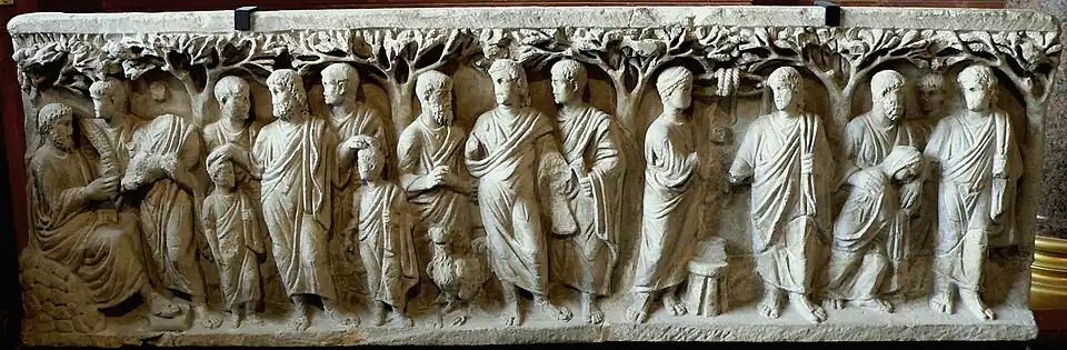 Sarcophage avec scènes du Nouveau Testament biblique.