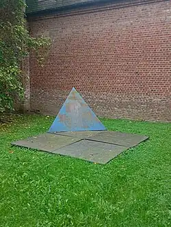 Sculpture de Grégory Anatchkov, Square Jordan.