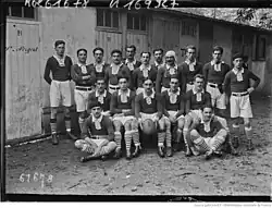 Debout de gauche à droite : Clouzet, Rolland, Morlasse, Lassus, Aulet, Bats, Minviel, Artigou,Goubert, Fourcade, Lamazourère. Assis : Marcanoza, Capdevielle, Elichondo, Bitalis, Cazaux. A terre : Roger Piteu et Foulquier