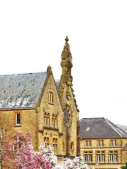 Chapelle du collège-lycée Mabillon, quartier de Torcy.