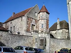 L'hôtel de Vermandois, anciennement musée, place du parvis Notre-Dame.