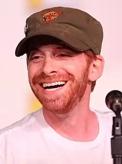 Seth Green interprète la deuxième voix de Léonardo.