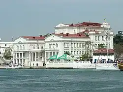 Le palais de la Jeunesse bvl Nakhimov.