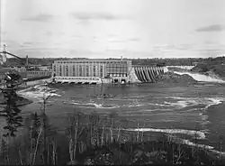 Centrale de Grand-Mère, Shawinigan Water and Power Company 1917, en service en 1915.