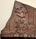 Shiva Linga adoré par des fidèles indo-scythes, ou Kushan, IIe&nbsp;siècle de notre ère.