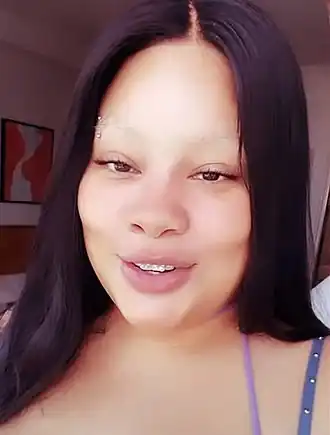 Selfie de la rappeuse anglaise Shygirl