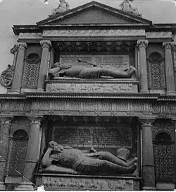 Gisants de Mikołaj Sieniawski et son fils Hiéroym