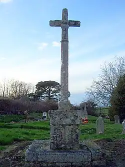 La croix classée du cimetière d'Aillas-le-Vieux (déc.&nbsp;2009).