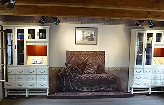 Copie de son divan emblématique de psychanalyste