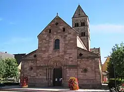 L'église aujourd'hui. Façade occidentale avec portail principal.