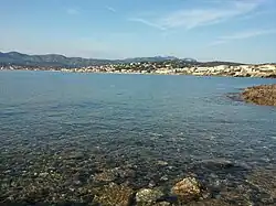 Vue en direction de Sanary depuis le cap Nègre.