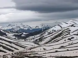 Le massif de la Bistra enneigé