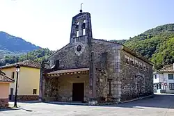 L'église Saint-Sauveur (de San Salvador) à Sobrescastiello.