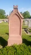 Tombe d'un soldat au cimetière d'Hundheim