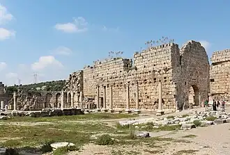 Vue extérieure des thermes