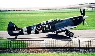 Spitfire Mk IX biplace.