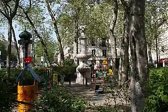 Image illustrative de l’article Square de la Place-Pasdeloup