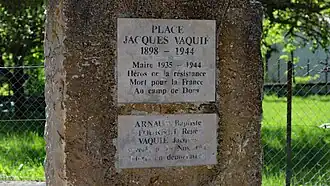 Stèle place Jacques-Vaquié, mort en déportation ainsi que Baptiste Arnaud et René Fournet.