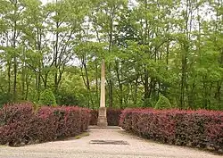 Stèle du bicentenaire de Gauthey à Longpendu