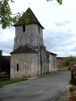 L'église Saint-Martin romane du XIIe&nbsp;siècle.