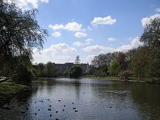Vue sur le palais de Buckingham, St James's Park