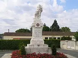Monument aux morts.