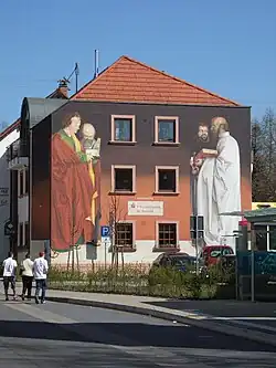 Die vier Apostel“ als Hausfassade in St. Wendel