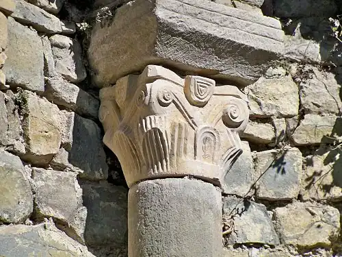 Chapiteau de l'abside.