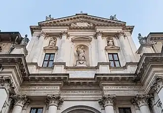 Façade de l'église Chiesa di San Gaetano (Vicenza)&nbsp;(it). Octobre 2021.