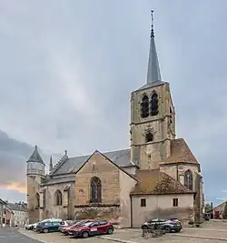 L'église Saint-Jean Baptiste.