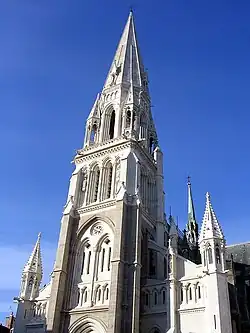 La basilique Saint-Nicolas.