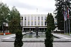 Description de cette image, également commentée ci-après