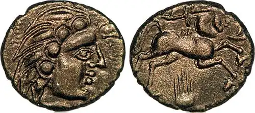 Statère d’électrum frappé par les Pictons (Ier&nbsp;siècle&nbsp;av. J.-C.).