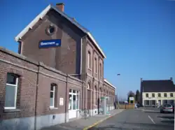 Ancien bâtiment voyageurs.