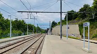 Quai et voies en direction de Hasselt.